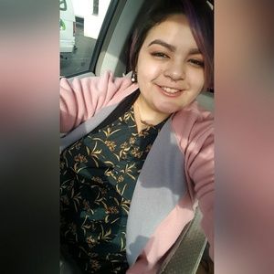 Meet your Posher, Nicole